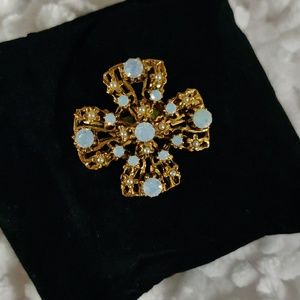 💥Final price💥Brooch